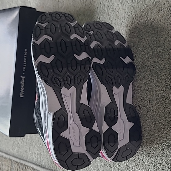 NWT ESSENTIAL COLLECTION DR. SCHOLL'S SHOES - Picture 3 of 6